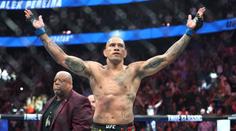 Pereira zpátky na trůnu UFC! Ankalajeva umlátil v prvním kole