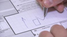 Lidé oslovují pojišťovny s podivnými nároky. Někteří jsou zase smolaři