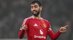 Kapitán United se stal hrdinou. Na palubě letadla zachraňoval život