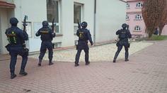 Kvůli údajnému střelci v Pelhřimově evakuovali školu. Hrozba se nepotvrdila