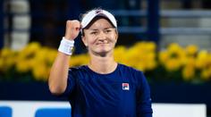Krejčíková v Madridu snadno postupuje do osmifinále, Bouzková končí