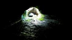 V Litvě objevili záhadný tunel do Běloruska. Přísně ho střeží stráže se psy
