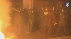 Nepokoje ve Francii! Tisíce lidí v ulicích, policie použila slzný plyn