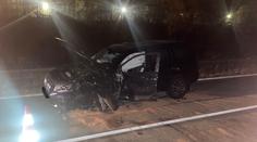 Řidič jel po dálnici D5 v protisměru a srazil se s dalším autem