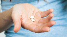 Stačí jeden dotek a je po vás! Nová děsivá droga už se šíří