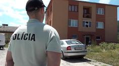 Matouš (18) pobodal matku (49). Pak se zabil skokem z okna