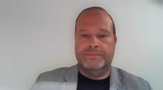 Strany by měly na kandidátky umisťovat ty, kteří do Parlamentu chtějí, říká politolog
