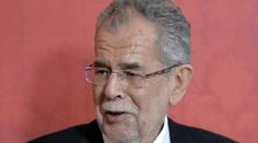 Rakouský prezident podepsal zákon o povinném očkování. Platí od soboty