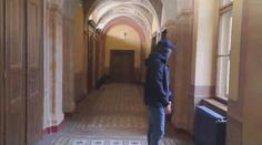 Velký zásah NCOZ a Vojenské policie. Zajímá je hlavně pardubický exprimátor