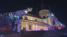Požár kostela u Třeboně napáchal větší škody, než se myslelo. Poničené jsou i varhany
