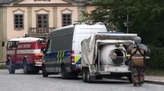 Poblíž hotelu našli trhavinu. Podle policie mohla kdykoliv bouchnout!