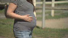 Neplodnost trápí v Česku každý pátý pár. Kliniky teď nabízí vyšetření zdarma