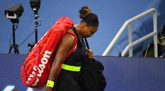 Další favoritka končí! Serena prohrála s Řekyní, padla i Bouzková