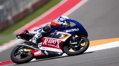 VIDEO: Tréninky motorek plné pádů, Kornfeilovi se naštěstí nic nestalo