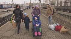 Rodina prchala z Ukrajiny i s nemocnou Jarkou (9). Pomohli záchranáři z Česka