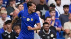 Partnerku hvězdy Chelsea vyděsila veverka. Strach jí nahnal i ChatGPT