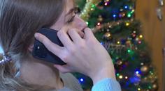 Češi na Štědrý den méně telefonovali. Na popularitě ztrácejí i SMS zprávy