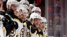 Pastrňák s Noskem bodově pomohli k výhře Bostonu, Nečas rozhodl na ledě LA