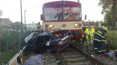Vlak sešrotoval auto v Litovli