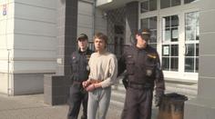 Policie dopadla mladíka, který surově umlátil železnou tyčí důchodce!