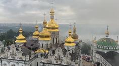 Rusko provedlo masivní útok na Kyjev. Raketa zasáhla významný chrám z 11. století