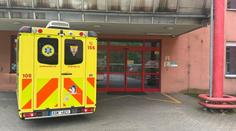 Drama v obří koloně u Brna: Mezi auty kličkovala sanitka s miminkem v inkubátoru