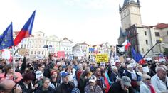 Velké protesty proti Benešové: Opozice chystá další kroky