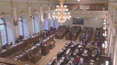 Poslanci navrhli vyznamenat ředitele BIS Koudelku, Mašíni neprošli