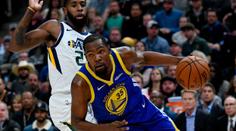 Golden State se trápil v Utahu, nakonec vyhrál o jediný bod!