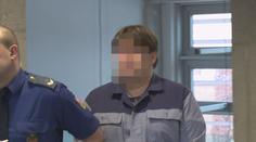Muž týral rodinu, ženě hrozil vypíchnutím očí, tvrdí žaloba