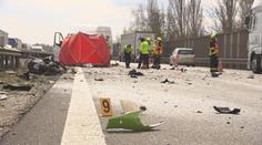 Na dálnici D5 havaroval motorkář. Srážku s dodávkou nepřežil