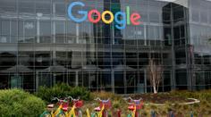 Google má pořádný malér! Firmu pročesávají desítky policistů