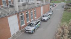 Univerzitám někdo vyhrožoval střelbou. Pachatele policie stále hledá