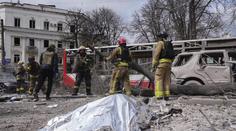 Je to válečný zločin, kritizují západní lídři útok na Sumy. Počet obětí vzrostl na 34