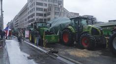 Brusel hodlá změnit přístup k zemědělcům. Ti volají po změně systému dotací