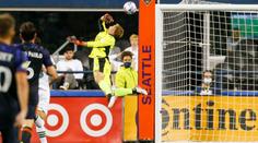 VIDEO: Dvě obrovské chyby obrany zařídily výhru outsidera v MLS
