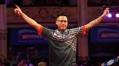 World Matchplay: Velké překvapení hned na začátek. Clayton vypadl v prvním kole