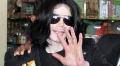 Michael Jackson má rakovinu