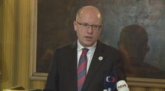 Premiéra Sobotku z letiště odvezli rovnou do nemocnice!