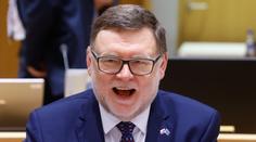 Stanjura proškrtá daňové úlevy, ve hře je i konec slevy na manžele. PŘEHLED