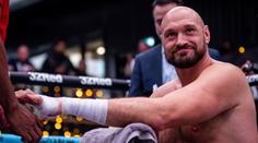 Dočká se těžká váha krále? Tyson Fury ze sprchy oznámil datum "zápasu století"