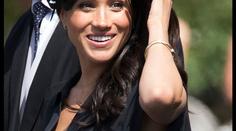 Meghan ukázala, co neměla! Tento knoflíček měl zůstat zapnutý