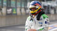 Kuriózní nehoda šampiona F1. Při cestě do Austrálie uvázl na záchodě