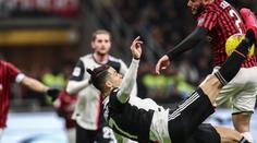 Ta byla přísná! Ronaldo vzal Zlatanovi výhru penaltou v poslední minutě