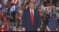 Týden do voleb v USA: Trump i Harrisová pokračují ve volebních kampaních