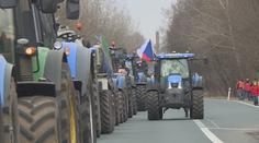 Evropu čekají protesty zemědělců. V Česku vyjedou s traktory na hlavní silnice