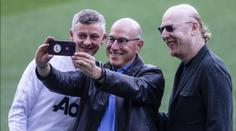 Osvobození pro fanoušky United? Vlastníci prý jednají o prodeji klubu