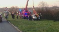 Policejní auto havarovalo v Praze, dva policisté skončili v nemocnici