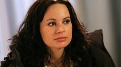 Jitka Čvančarová alias sestřička Markéta s mikrofonem na parketu