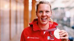 Koulařka Anna Luxová vybojovala bronz. Arnošta Petráčka ve finále diskvalifikovali